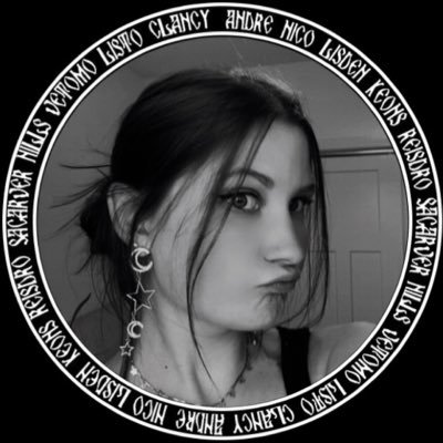 lavish_indigo's profile picture. + | “push on through” | 19 | OH~