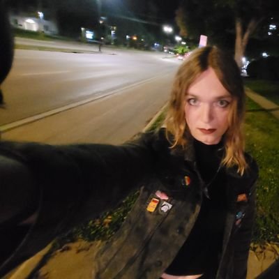 uhrmee's profile picture. mostly jokes...
~ (she/they)🏳️‍⚧️