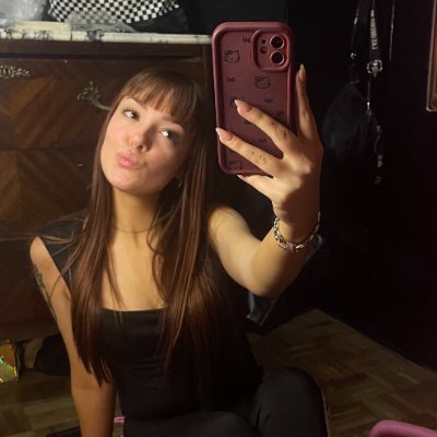 lanzyMia41's profile picture. 