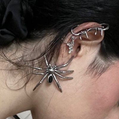 s19116973's profile picture. 29