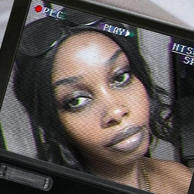 petiteback's profile picture. Business page👉🏾 @Ainaluxury