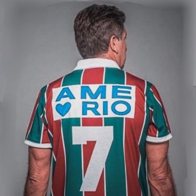 EuSouFluu's profile picture. maluco pelo fluminense🇭🇺 
não ligue muito para o q eu falo de cabeça quente, o flu estressa muito 🤣