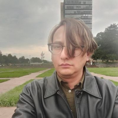 LGabutti's profile picture. La historia literaria es un viaje a la semilla, pero también es una muestra de nuestro futuro.