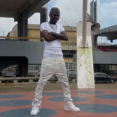 Cheryl002wright's profile picture. only a diamond can come from all this PRESSURE ❤️🦀 @wizkidayo🦅 @seyi_vibez 🦀 @bnxn👮🏾 & good musics only 😇❤️🦅