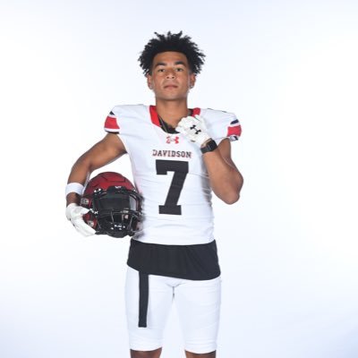 cfreeiv23's profile picture. Former Wide Receiver @davidsonfb and @247Sports 3⭐️| Wide Receivers Coach @ Olympian High School (Chula Vista, CA)