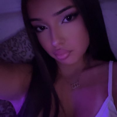 caritaalindaa's profile picture. se humilde, todo puede ir pa abajo