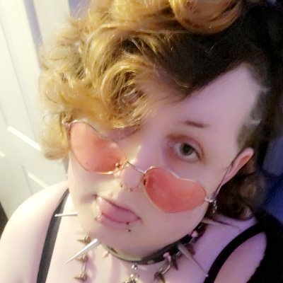 OliOliFoxNFree's profile picture. NSFW ACCOUNT
🌸Olivia the fennec!🌸
🌸Selective Mute🌸
🌸Eat grass, smoke fast, skate ass🌸
🌸7/5/94🌸
🌸HRT 10/28/21🌸
ΘΔ
🏳️⚧️(she/her) open poly
ACAB #BLM