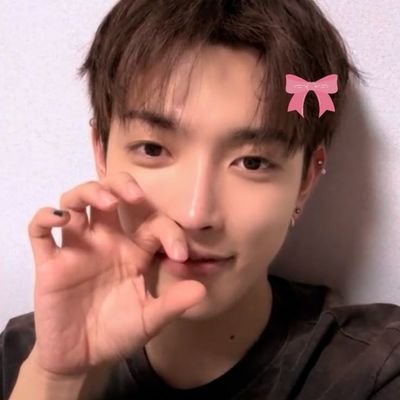 joongrexic's profile picture. 
