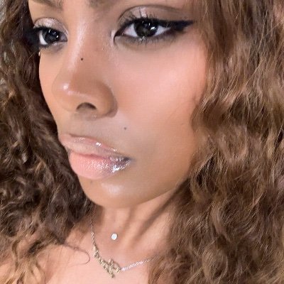 thefulltimemuse's profile picture. professional side quester