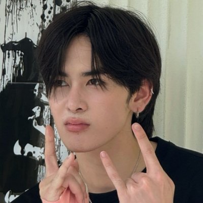 xuehuaxiao's profile picture. 21 | she/her | #BL | #ZEROBASEONE | #TGCF | #MDZS | #2HA | #GENSHINIMPACT