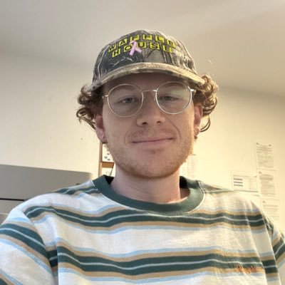 crmblngtgthr's profile picture. mimi parker 💜 jane jacobs | horror and sci-fi movie enjoyer | #FearTheDeer | 24