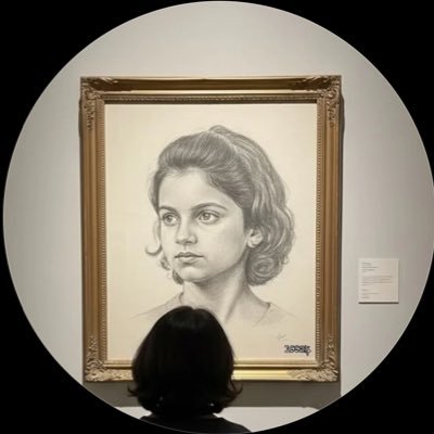 Rhii_11's profile picture. " ما تراه ليس كل الحكايه"