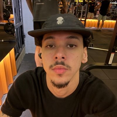 souzaadev's profile picture. 23y • sp/zl • software engineer and ambassador at @itau • java and golang • +160k at @tiktok