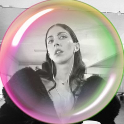 cununtina's profile picture. I am Caroline Polachek #1 fan‼️‼️