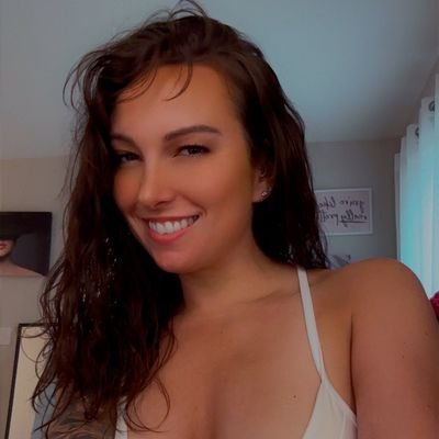 Renny1520847689's profile picture. 