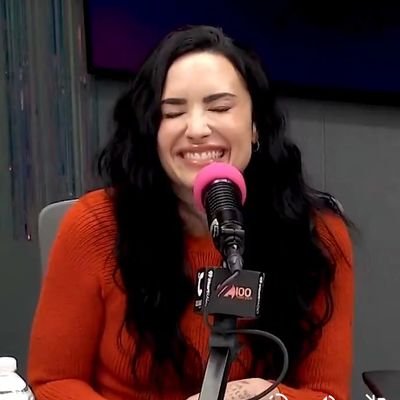 jellyfissues's profile picture. ʕ⁠·⁠ᴥ⁠·⁠ʔ