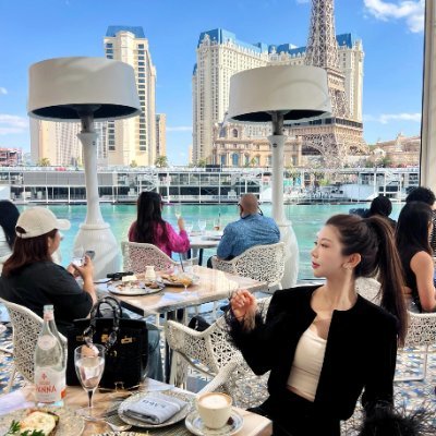 1991_8_Amy's profile picture. The best time to invest was yesterday; the second-best is today.