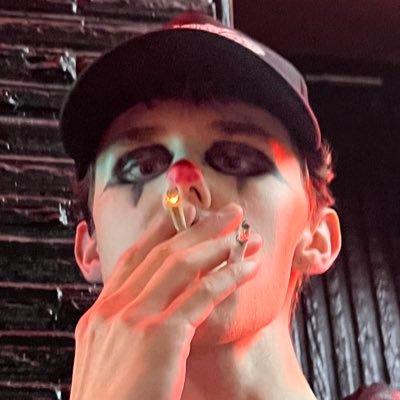 patrickskeff's profile picture. hi (23) 😵‍💫