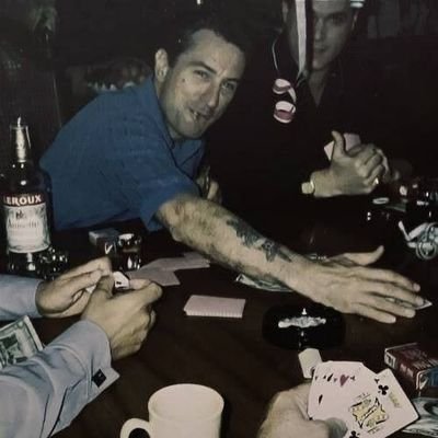 A_costanza013's profile picture. Bebo, escrevo, vivo. O resto é barulho.               📍 São Paulo (maldito lugar) 💀