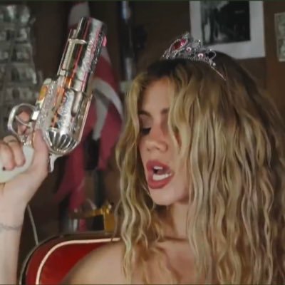 slayyylor's profile picture. you’re only as hot as your last hit, baby.