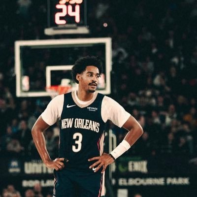 Kamara_Visualz's profile picture.