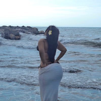 Sharonblancod's profile picture. aquí solo hay muchos tweets sin sentido 🧚♀️💕
