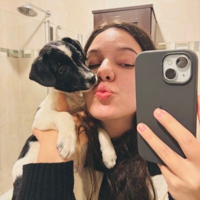 Sofiazaratem's profile picture. me gusta mucho dormir y ver friends.

ig: @sofiazaratem