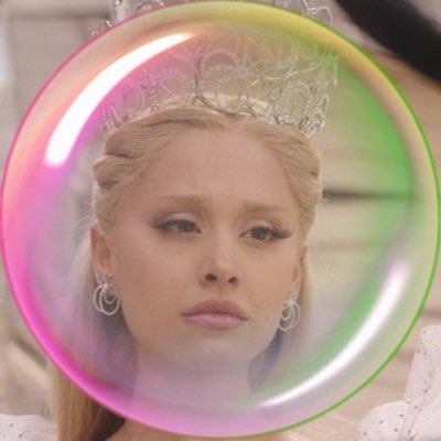 chateaubunnyxox's profile picture. a self-loathing poet, resident laurel canyon know-it-all