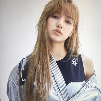 oxwervbnm's profile picture. My soul is tired as if I have been running since I was born but I do not arrive🍣OxSawsane