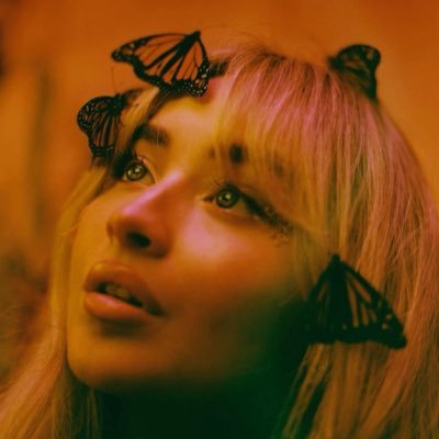 feathx_'s profile picture. 🪩 ୨୧ ˖ ˚ 𝑛𝑜𝑡 𝑗𝑢𝑠𝑡 𝑎 𝑠ℎ𝑜𝑤, 𝐼 𝑤𝑟𝑜𝑡𝑒 𝑡ℎ𝑒 𝑠𝑐𝑟𝑖𝑝𝑡 。✧ ˙