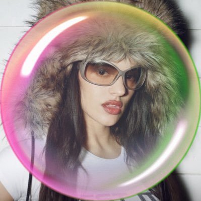 arithepov's profile picture. 📀 O tempo é agora - Anavitória