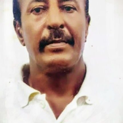 hoodksm9736's profile picture. دع الايام تفعل ما تشاء وطب نفسا إذا حكم القضاء