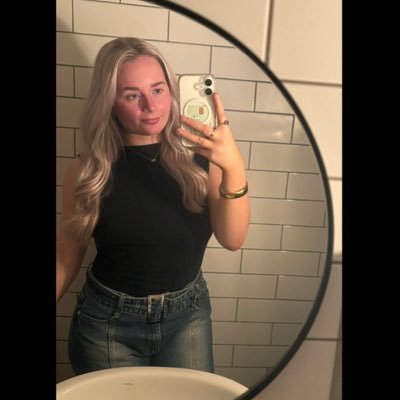 ljoyp_'s profile picture. @lucyprivtt