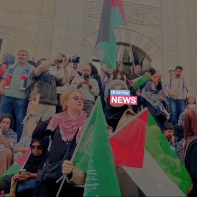 mryaminee's profile picture. mürekkebi aşktan baki bir kalemim, o kadar

Filistin bir sınav kâğıdı     
Her mümin kulun önünde.