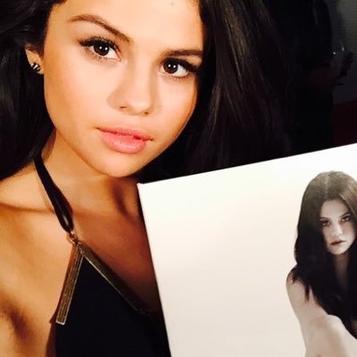 selenavez's profile picture. 10th floor balcony.