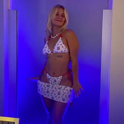 shanimermaid's profile picture. siempre estoy de vacaciones ... pero aveces no sé dónde estoy 👽🧜🏻‍♀️| 👨‍👩‍👧‍👧 |                     Está es mi única cuenta! desde el 2015!!!