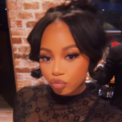 Forevrflawlys_'s profile picture. ♓️ IG: @houseofjean_ 🧑‍🍳