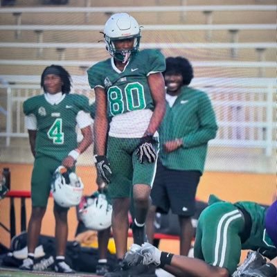 sixwayssss's profile picture. 6’2 164 lbs | C/O 2029 | WR | ST.MARYS SOUTHSIDE CATHOLIC HIGHSCHOOL |