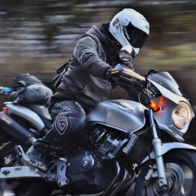 cyirotan's profile picture. NSR50H改( 故障中) ホーネット250 、CB250R、KLX250 、スカイウェーブ250 に乗ってます。 キャンプ、釣り、アウトドア大好き、焚き火大好き！カメラも少しやります。EOS80 無言フォロー、いいね👍失礼します。