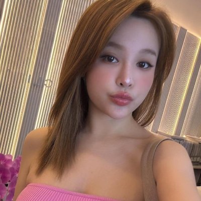 I'm looking for friendship and 💕💕