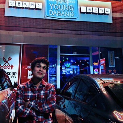 papergunboy's profile picture. I see no need for me to tweet, these bitches know my status