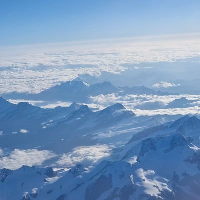 Za921's profile picture. A technology company with big ambitions or a strong drive to innovate, improve, or lead in its field.
