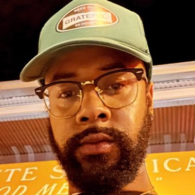 MUMSFP's profile picture. Lies Dipped in Honey 🍯