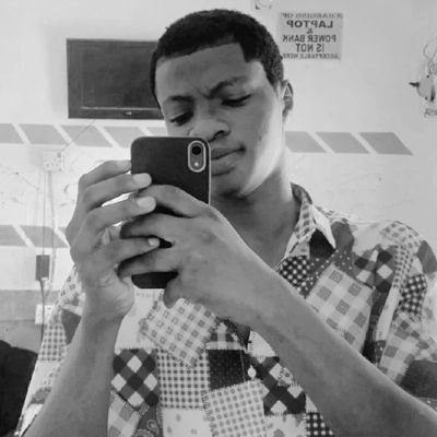 seamarshal2004's profile picture. Not Happy 🙂Not Sad☺️ 
Am Just living | Man City Fan💙 | Messi | Llona🎶🎵