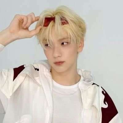 AilyNyx's profile picture. Love yourself, love your bias💫 | 21+ | MOARMY | Solo, akgae DNI‼️