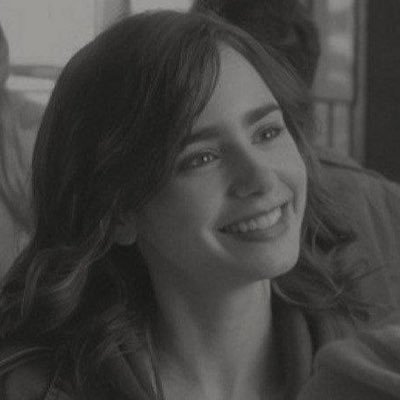 mueerf11's profile picture. تمشيِ على الطُرقات فتُزهر كأنَّها الغيث