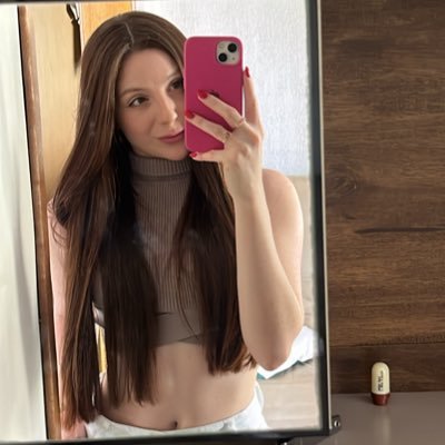 MariBordin_'s profile picture. 