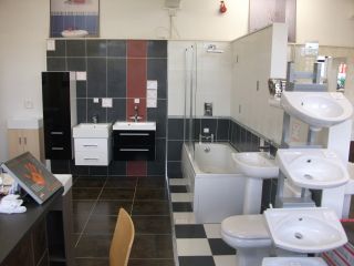 Whatever your style or budget Bletchley Bathrooms can supply it. http://t.co/p3GifCopW7
sales@bletchleybathrooms