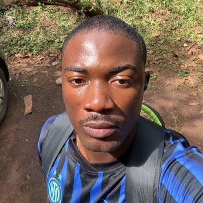 wysladi's profile picture. intern.