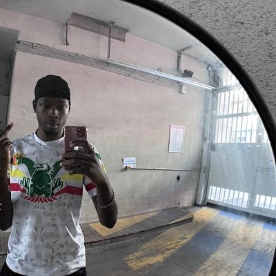 @maliaanboy